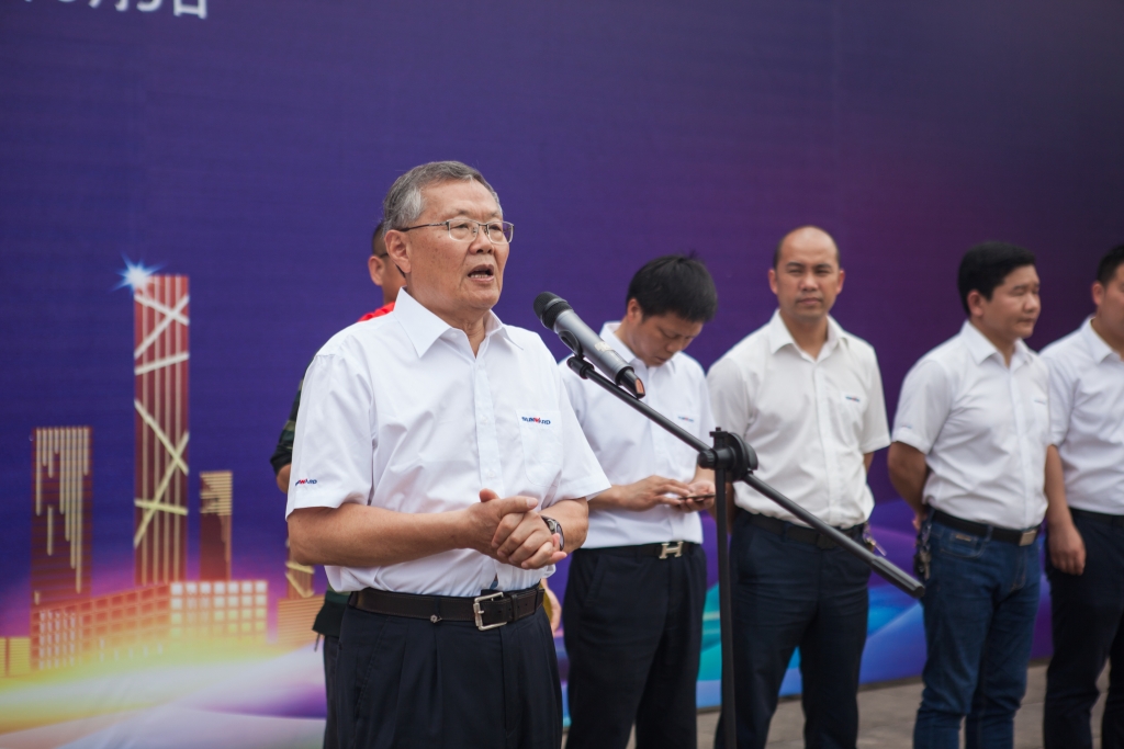 民族挖掘机品牌先导者，不朽情缘官方网站智能“城镇建设利器”SWE80E9荣耀上市